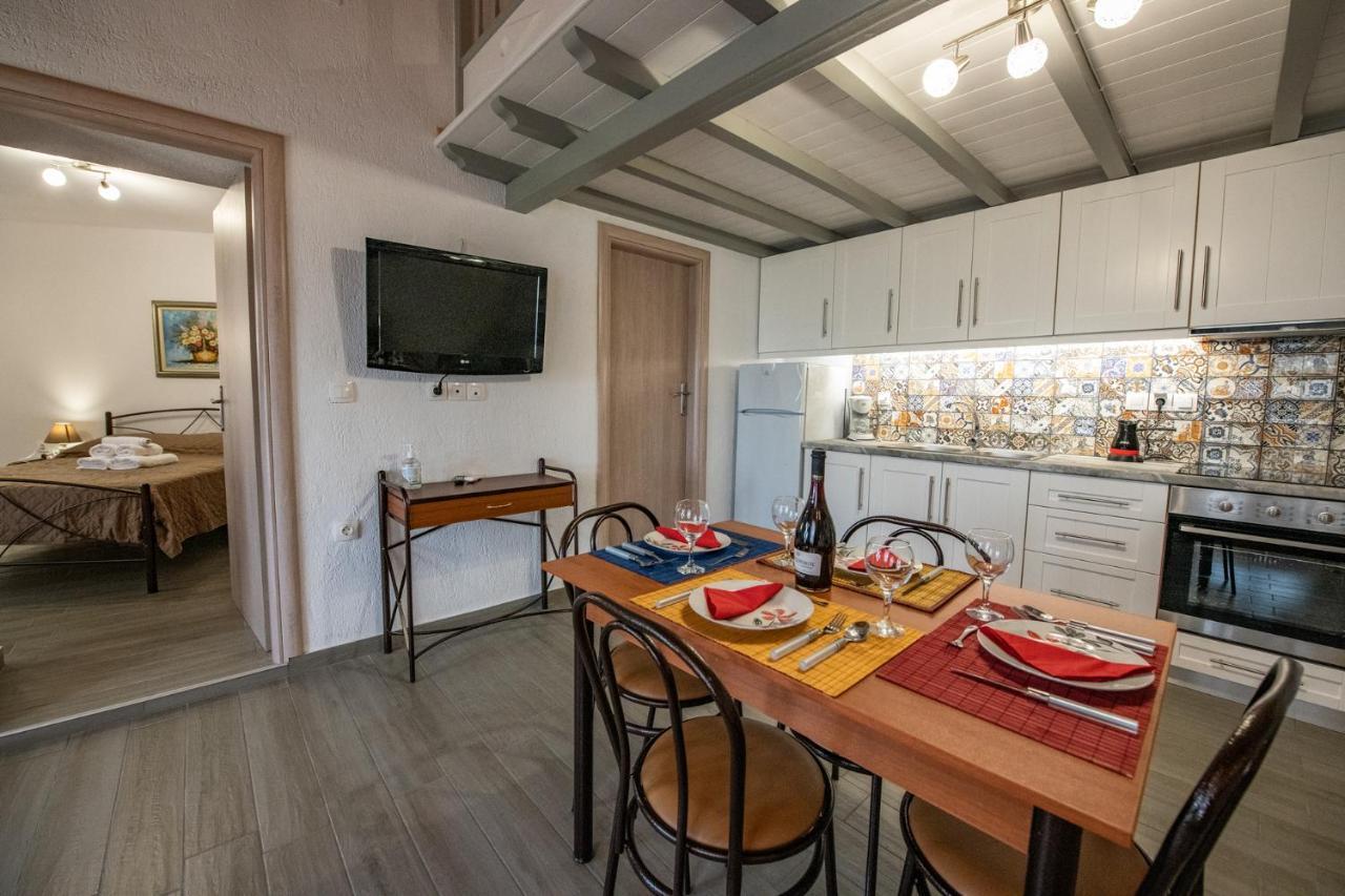 Oneiro Cottage Skopelos Eksteriør billede