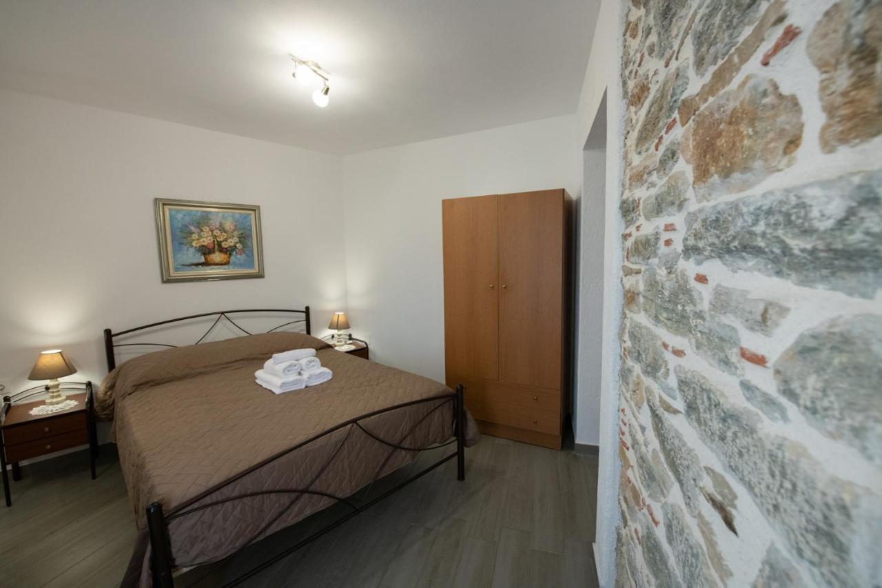 Oneiro Cottage Skopelos Eksteriør billede